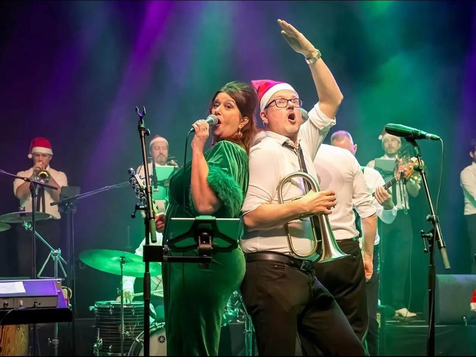 Licks & Brains Funky Christmas Kerstshow bigband funky jazz groove soul concert Nobel Leiden