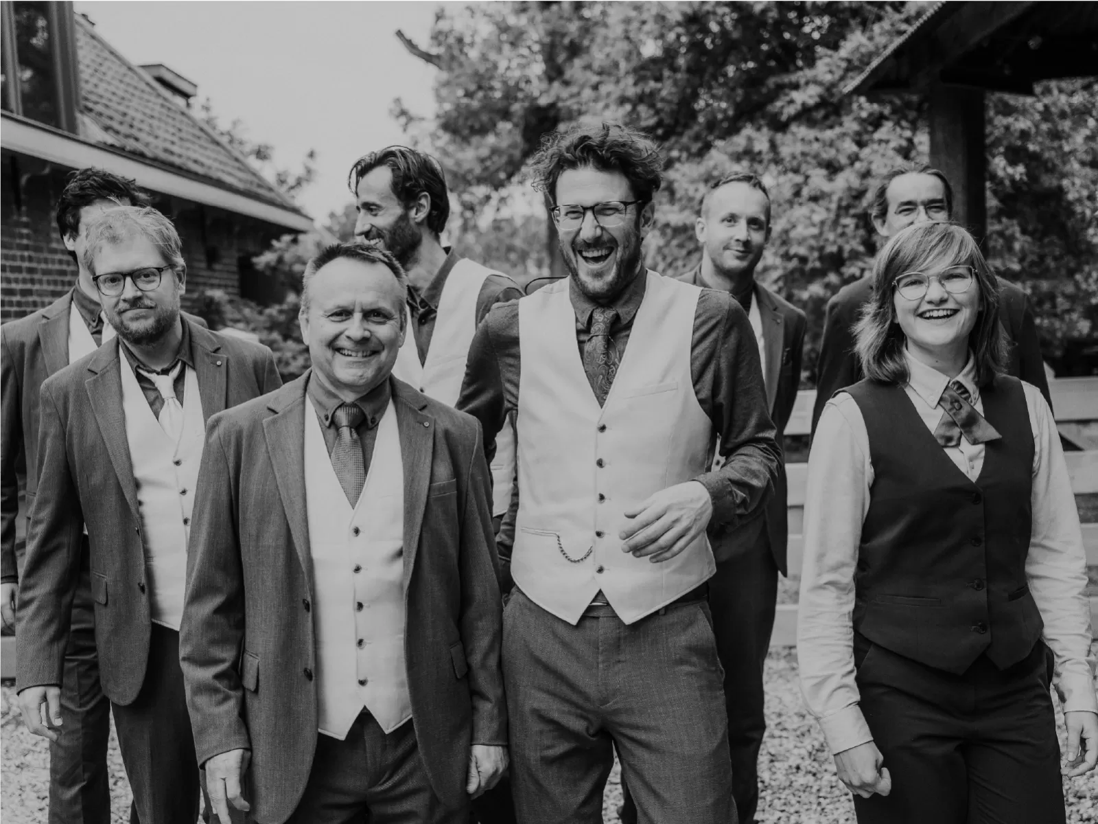 trenchcoat blues jazz band live groove vibes concert