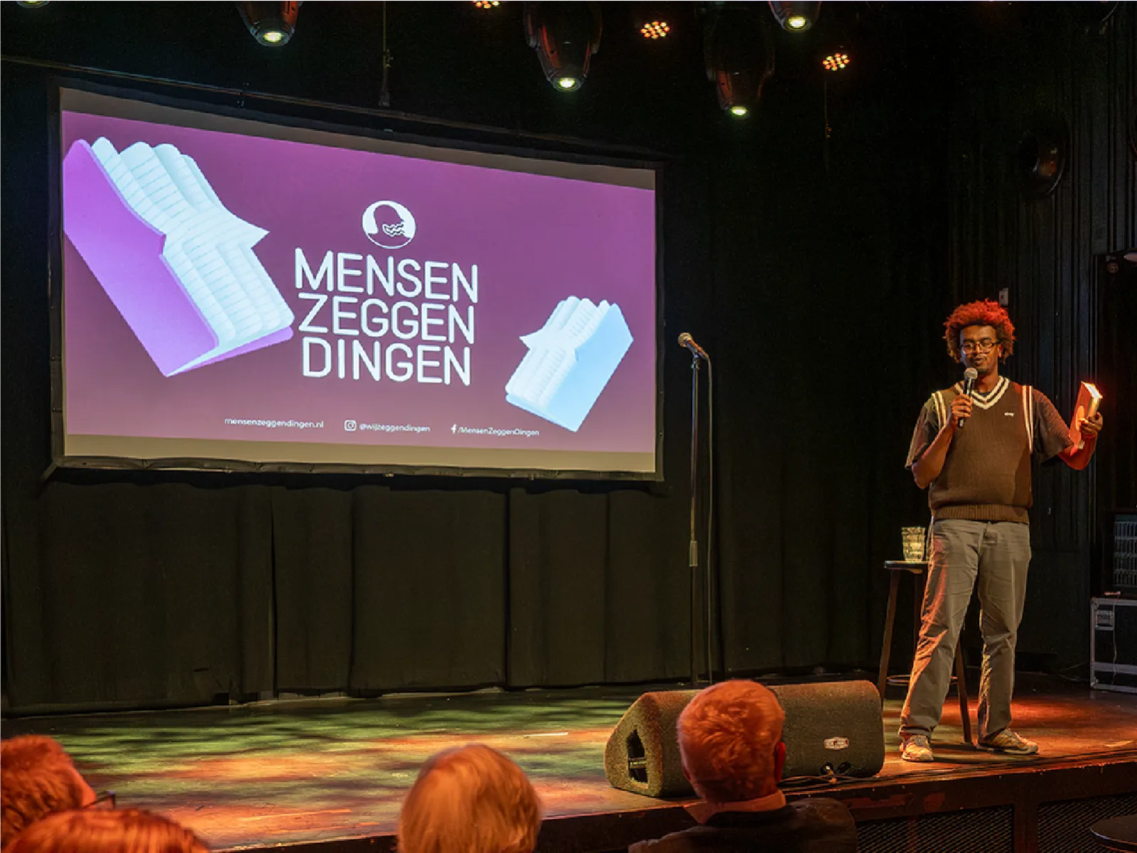 Mensen Zeggen Dingen in Gebr. de Nobel, Leiden