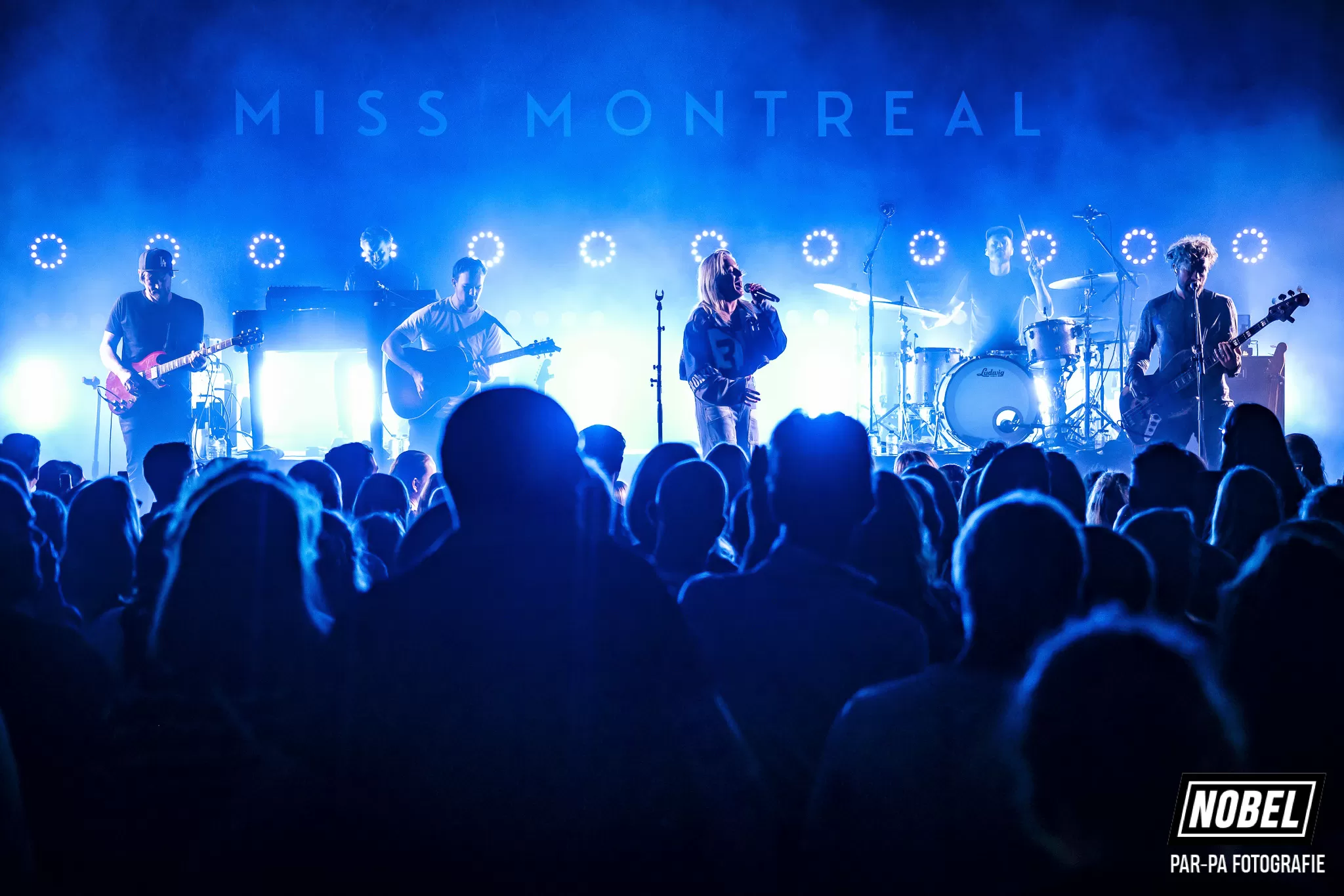 008-20241026-Par-pa-fotografie-Nobel-MissMontreal-1068-1kl.jpg